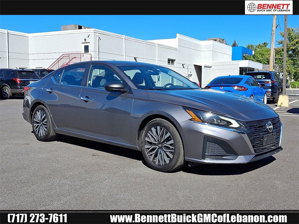 2024 Nissan Altima SV