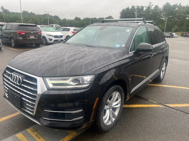 Used 2019 Orca Black Metallic Audi SE Premium image 7