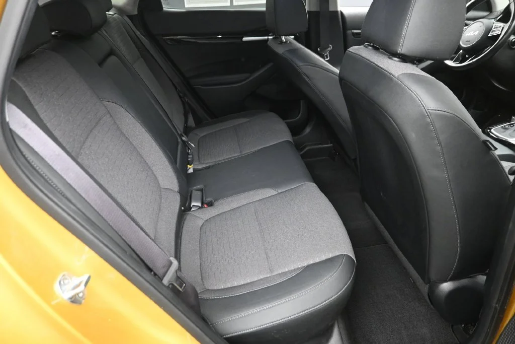 Used 2022 Yellow Kia S image 10