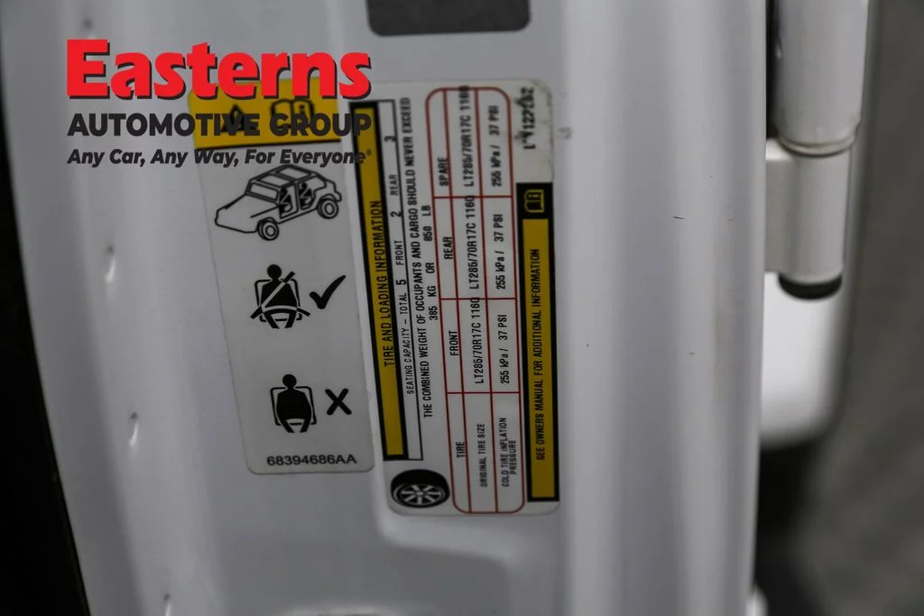 Used 2020 White Jeep Unlimited Rubicon image 37