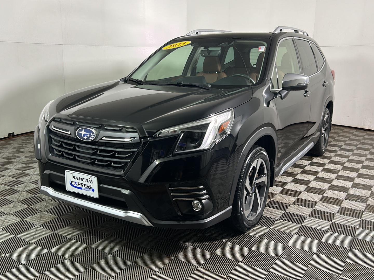 Used 2023 Crystal Black Silica Subaru Touring image 12