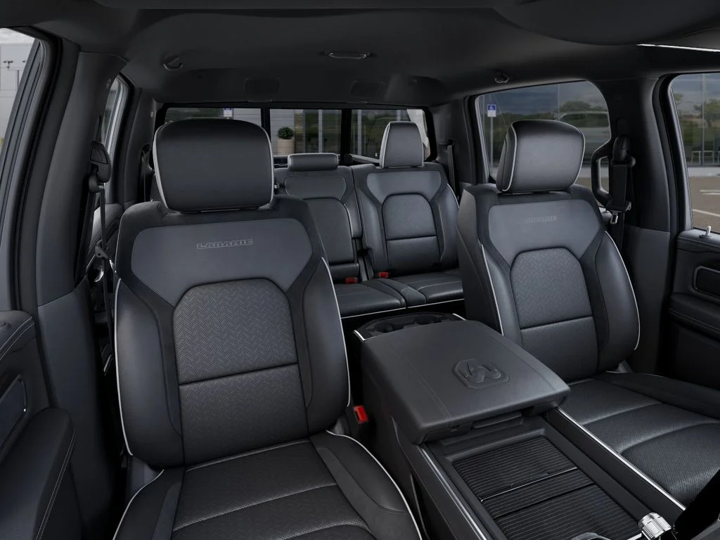 2025 RAM 1500 Laramie - Photo 17