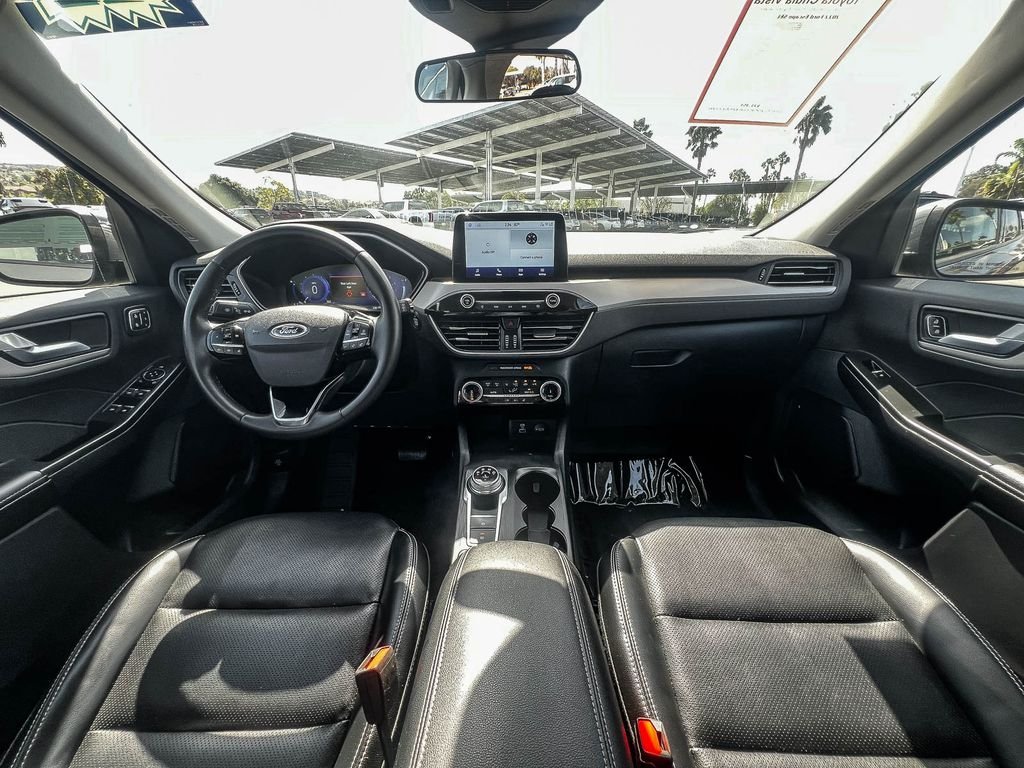 Used 2022 Gray Ford SEL image 11