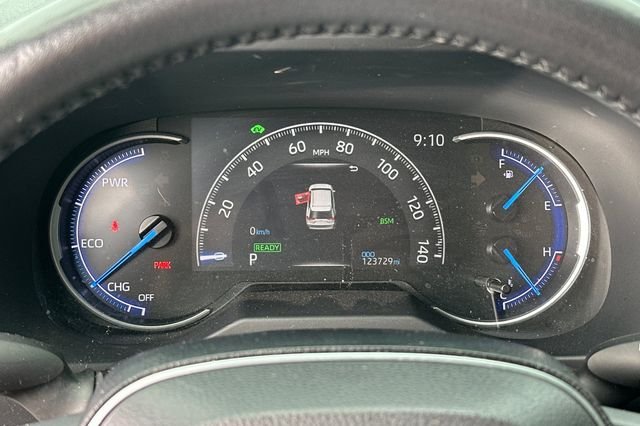 Used 2019 Black Toyota XSE image 31