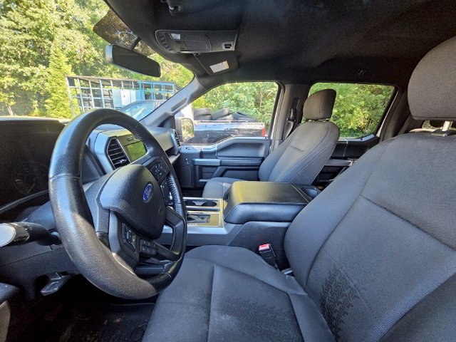 Used 2018 Silver Ford XLT image 7