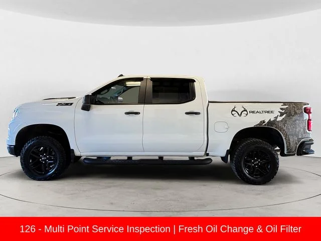 Used 2025 White Chevrolet Custom Trail Boss image 2