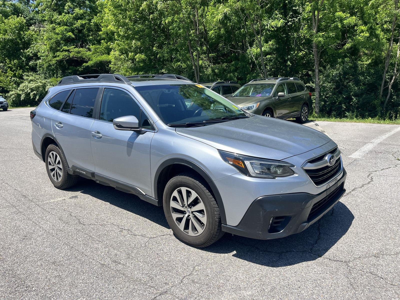 2021 Subaru Outback Premium's photo