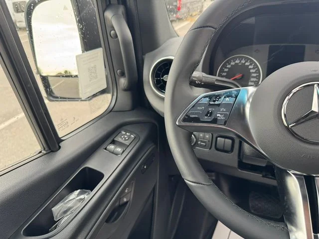 New 2026  Mercedes-Benz Passenger 170 WB image 23