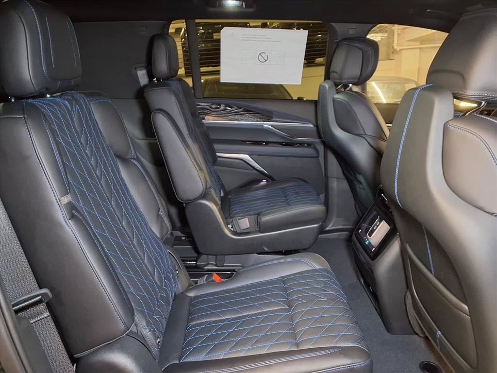 2026 Cadillac Escalade IQL Luxury - Photo 6