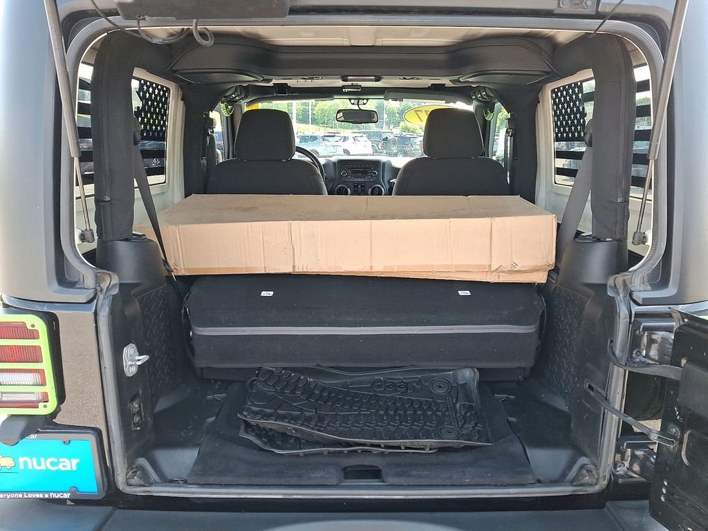 Used 2017 Black Jeep Sport image 27