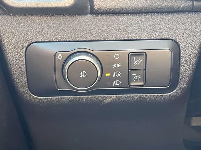New 2026 Carbonized Gray Metallic Ford Outer Banks® image 17