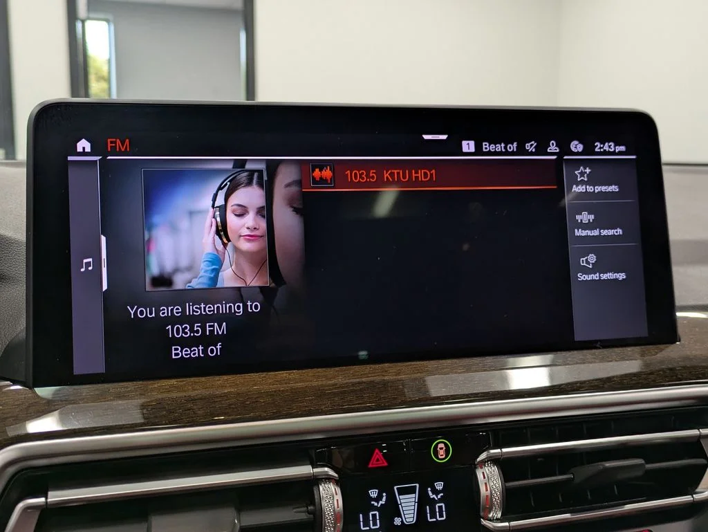 Used 2022 Gray BMW xDrive30i image 13