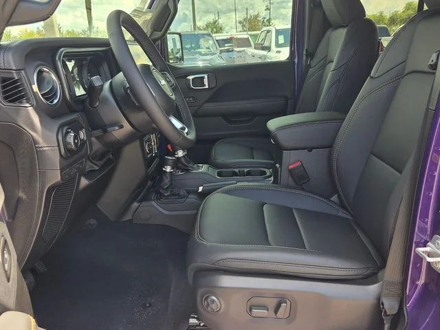 New 2026 Reign Exterior Paint Jeep Sahara image 14