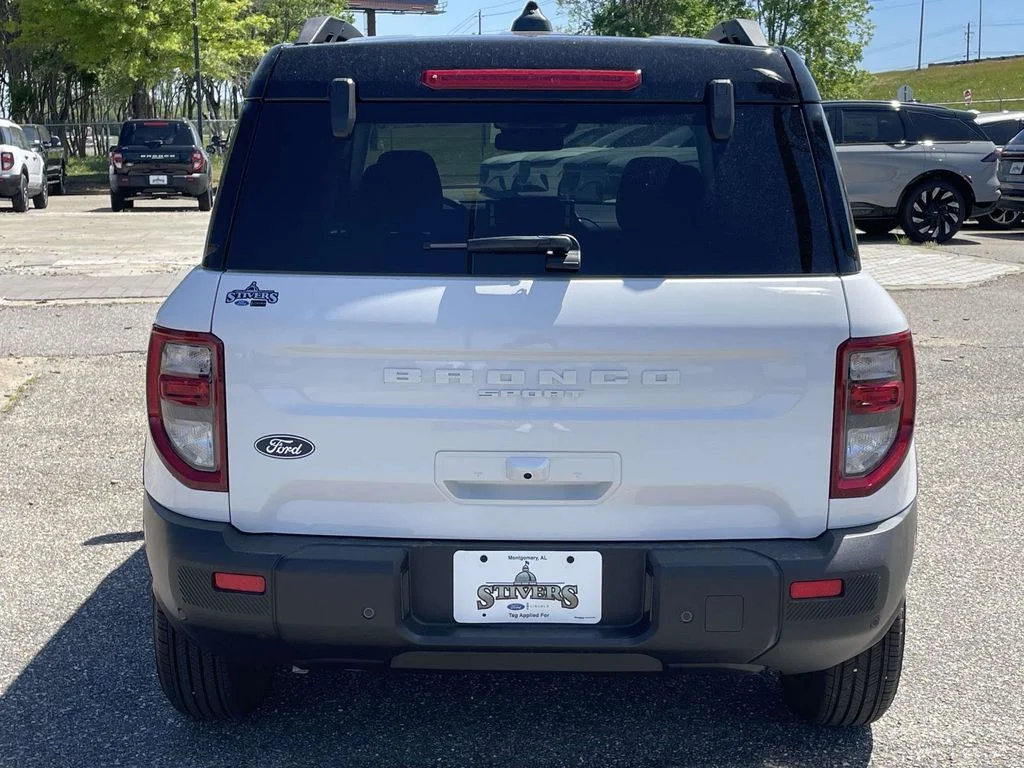 New 2026 White Ford Outer Banks image 4