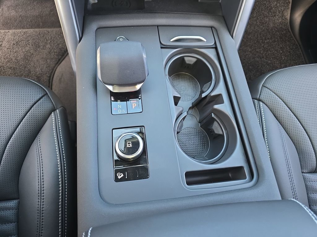 New 2026 Carpathian Grey Land Rover Tempest Edition image 27