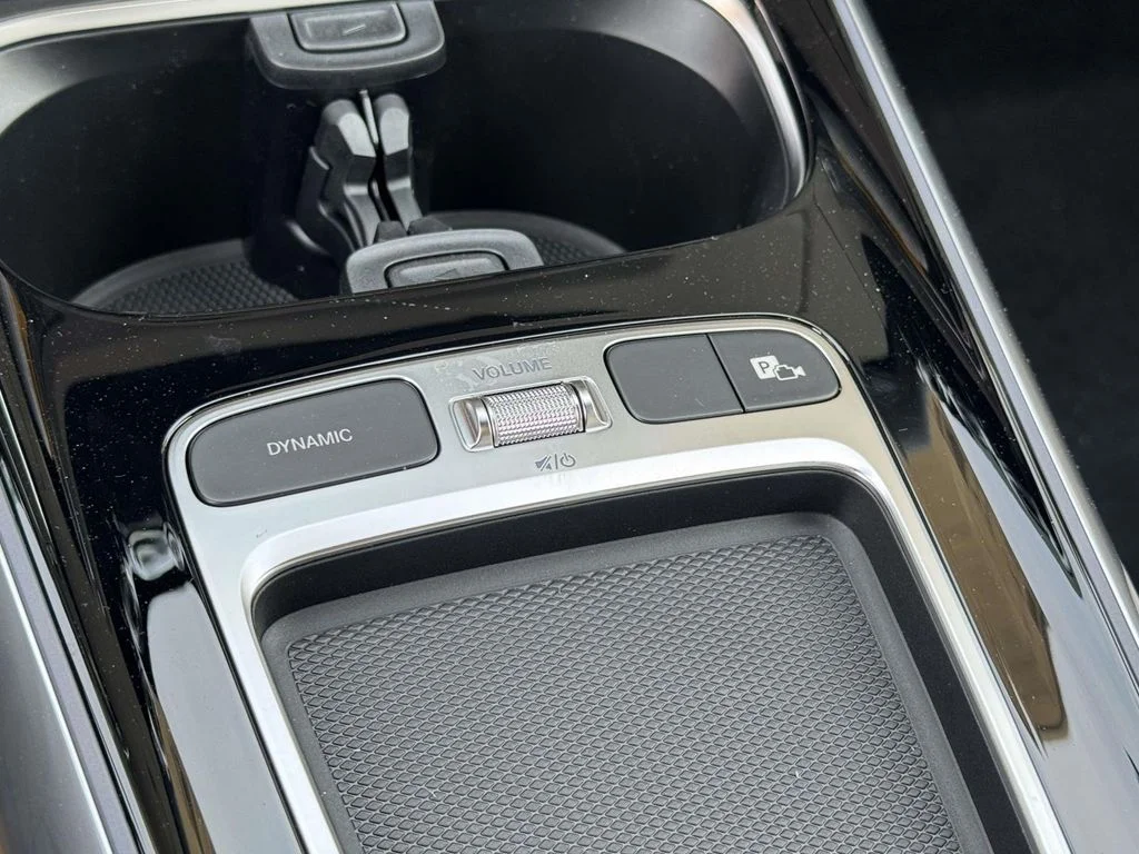 New 2026 White Mercedes-Benz GLA 250 image 29
