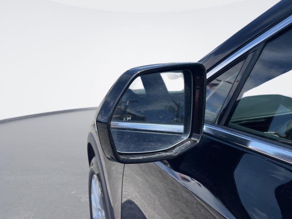Used 2023 Black Cadillac Luxury image 13