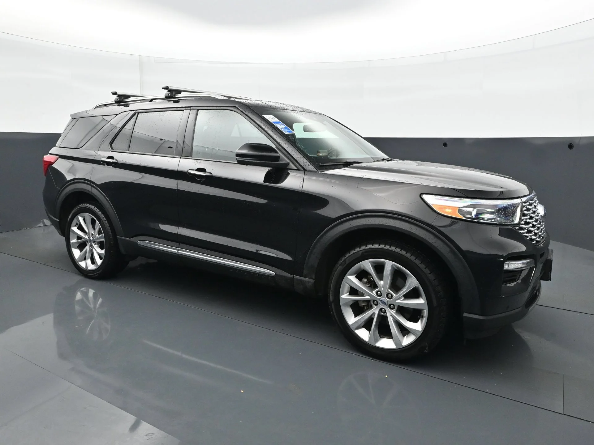 Used 2022 Black Ford Platinum image 9