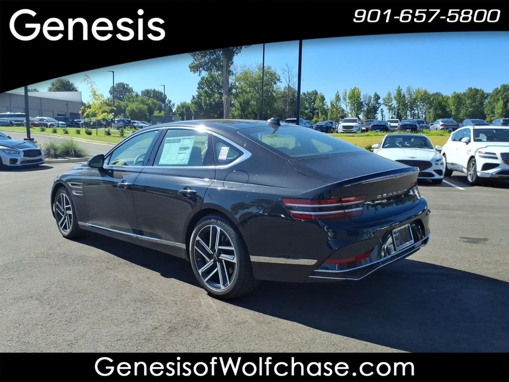 New 2027 Black Genesis 2.5T Advanced image 3