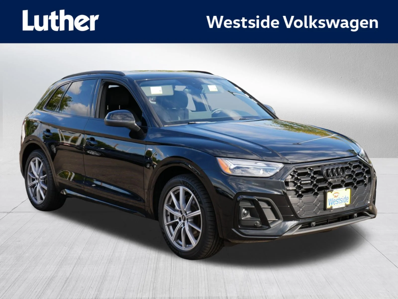 2023 Audi Q5 Premium Plus