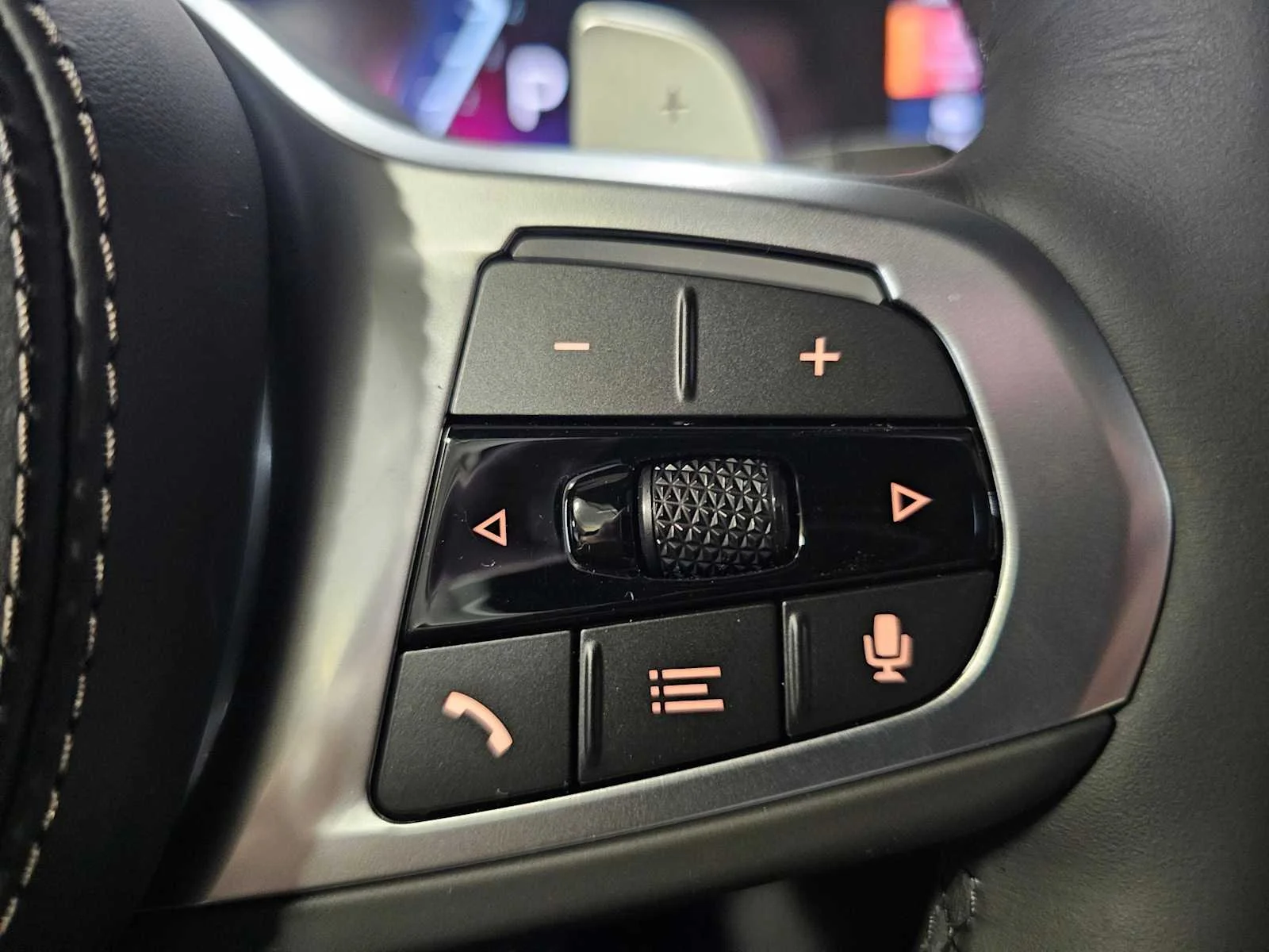 New 2026 Carbon Black Metallic BMW xDrive40i image 19