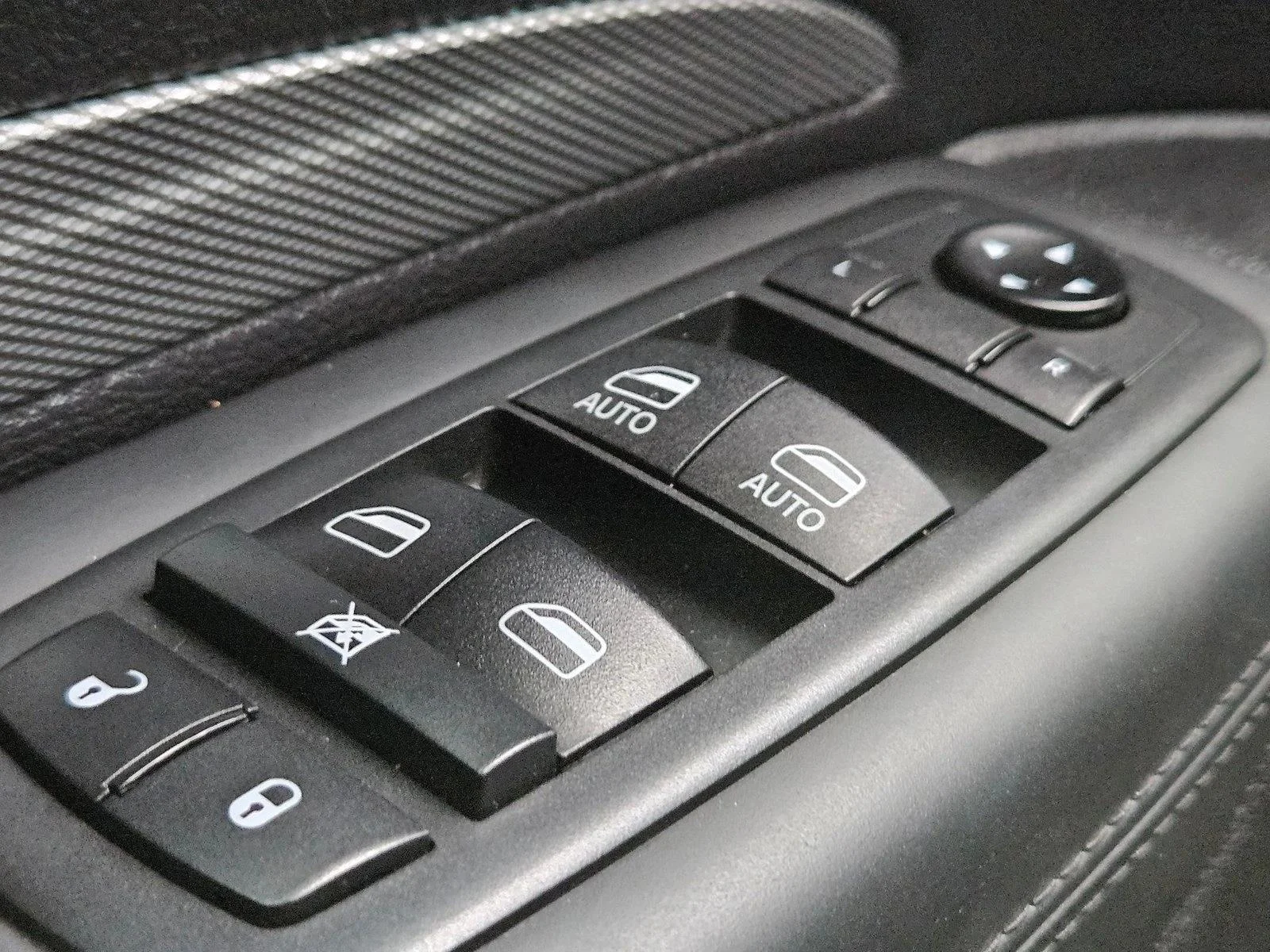Used 2020 Octane Red Pearlcoat Dodge R/T image 27