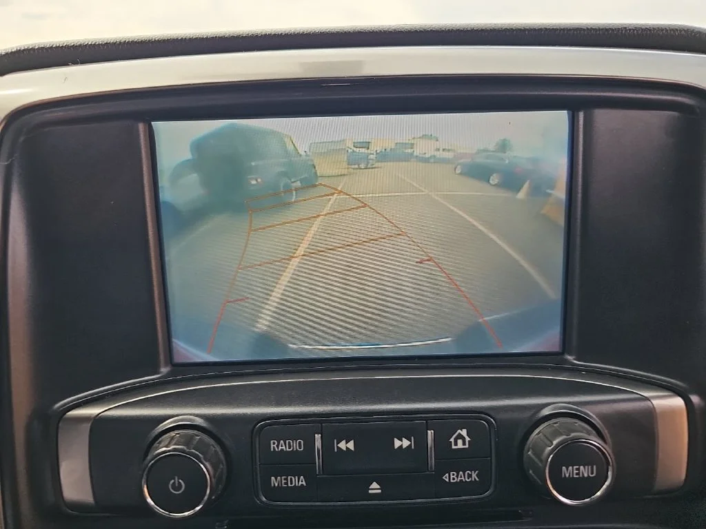 Used 2018 Red Chevrolet LT image 21