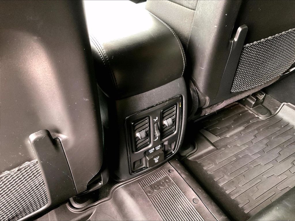 Used 2020 Blue Jeep Limited X image 28