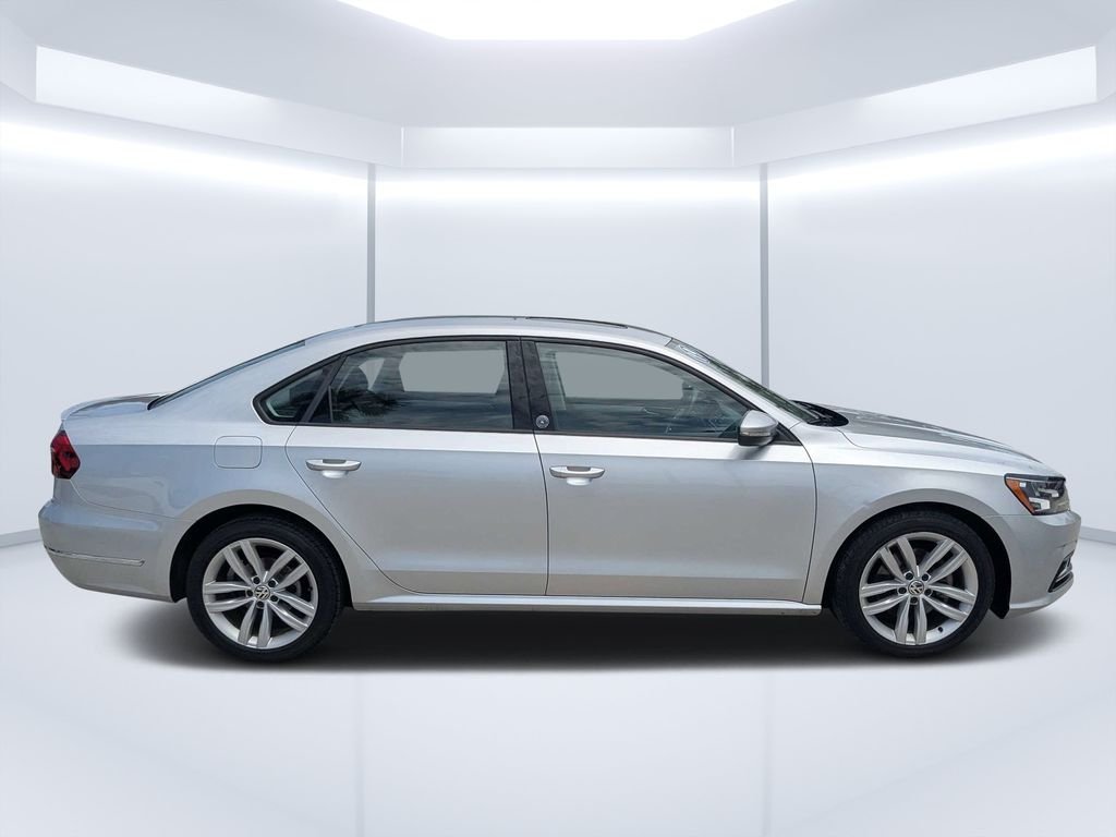 Used 2019 Silver Volkswagen 2.0T Wolfsburg image 2