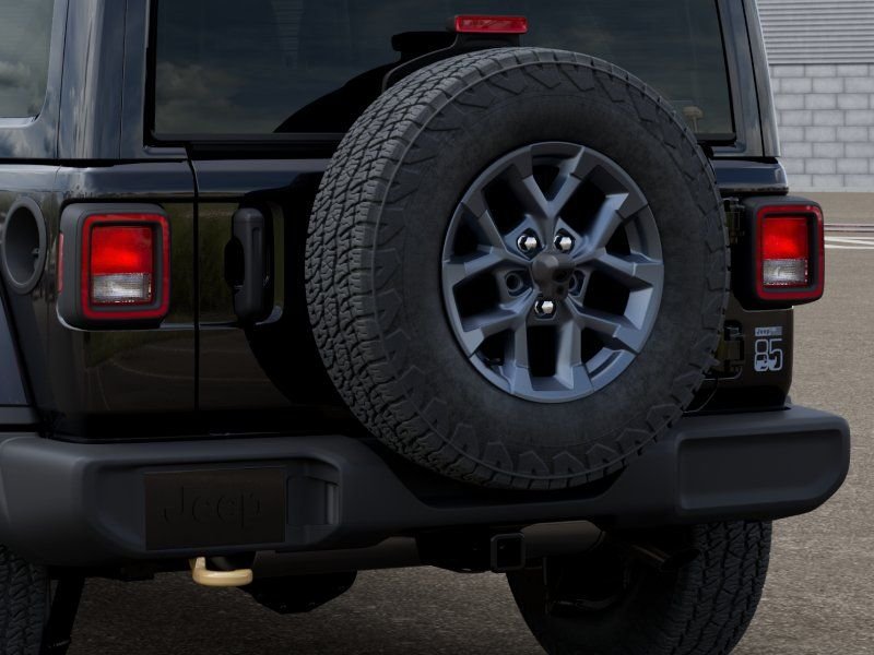 New 2026 Black Clear-Coat Exterior Paint Jeep 85th Anniversary Edition image 13