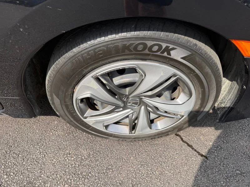 Used 2019 Black Honda LX image 14