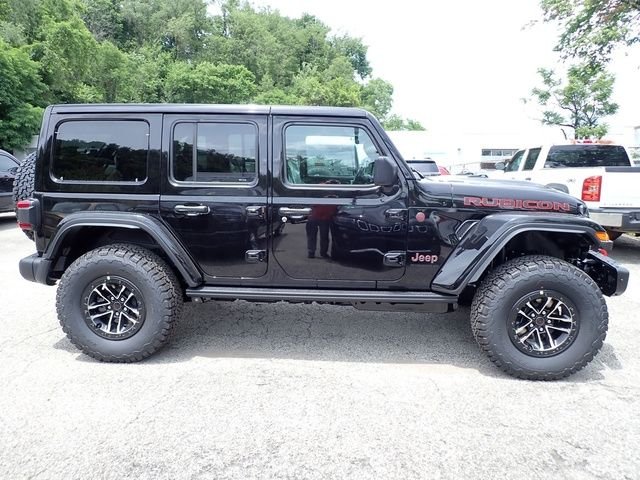 New 2026 Black Clearcoat Jeep Rubicon X image 9
