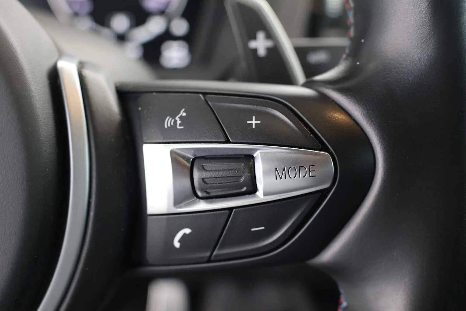 Used 2021 Hockenheim Silver Metallic BMW Competition image 24