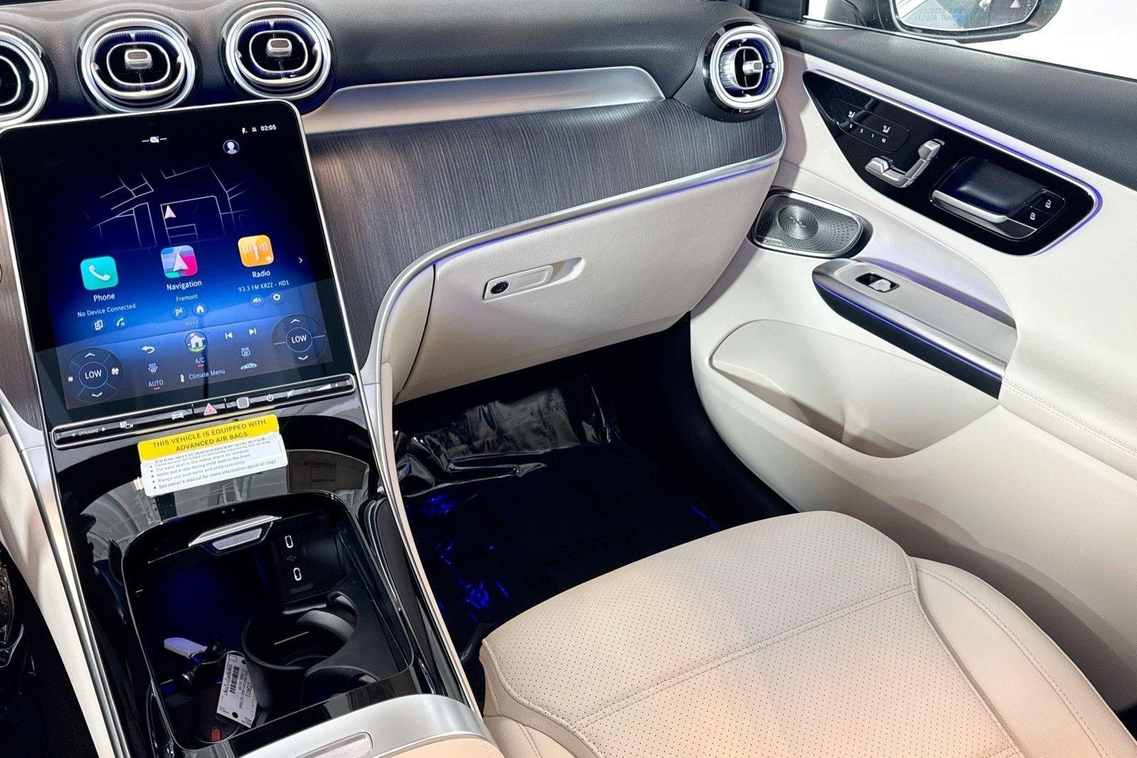 New 2026 Verde Silver Metallic Mercedes-Benz GLC 300 image 21