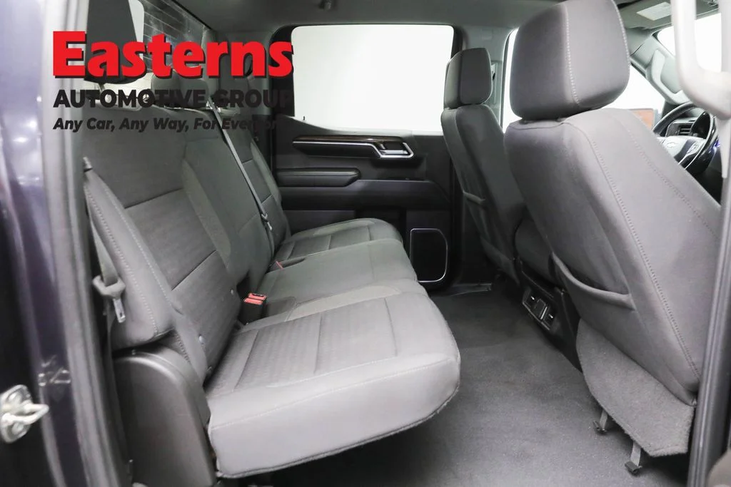 Used 2022 Gray Chevrolet LT image 24