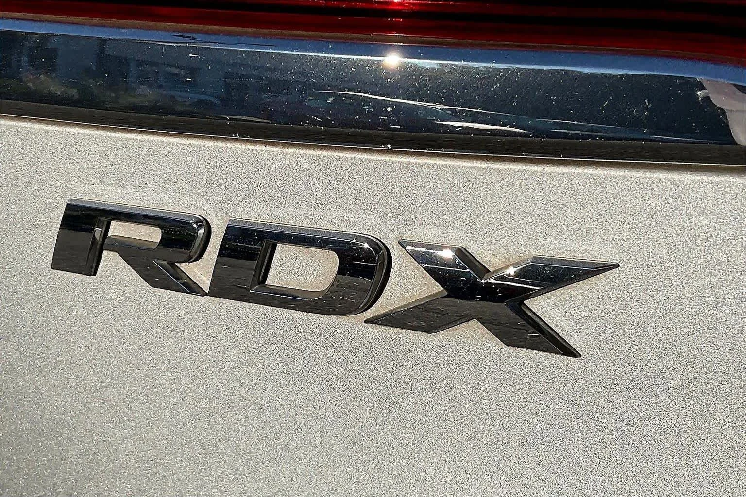 Used 2016 Slate Silver Metallic Acura Tech Pkg image 9