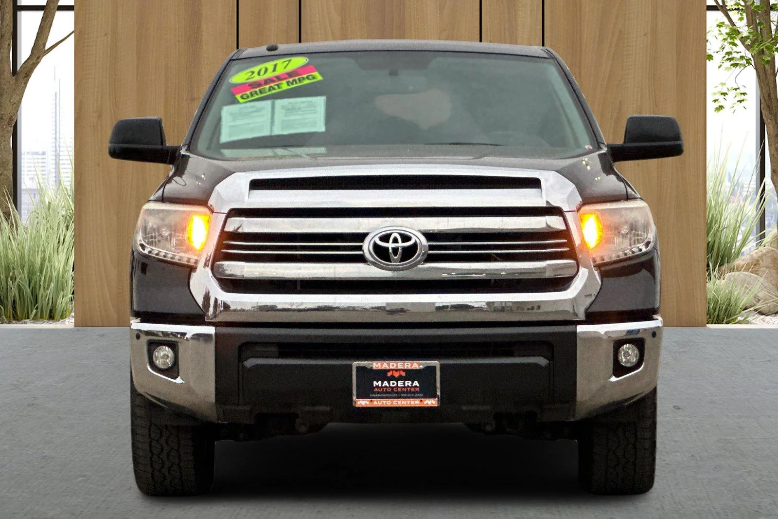 Used 2017 Black Toyota SR5 image 9