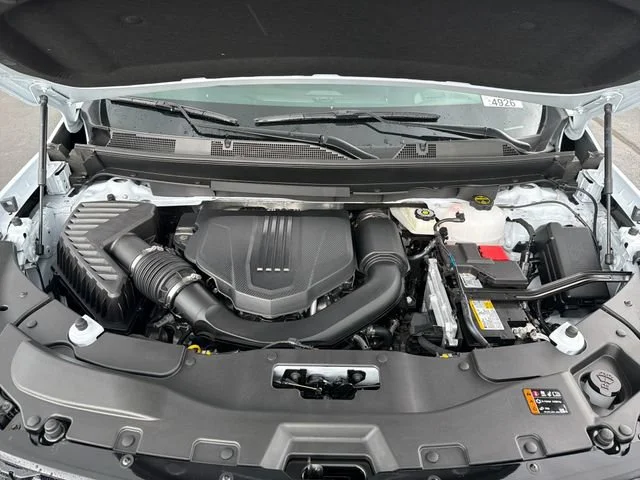 New 2027 Polar White Tricoat Chevrolet RS image 25