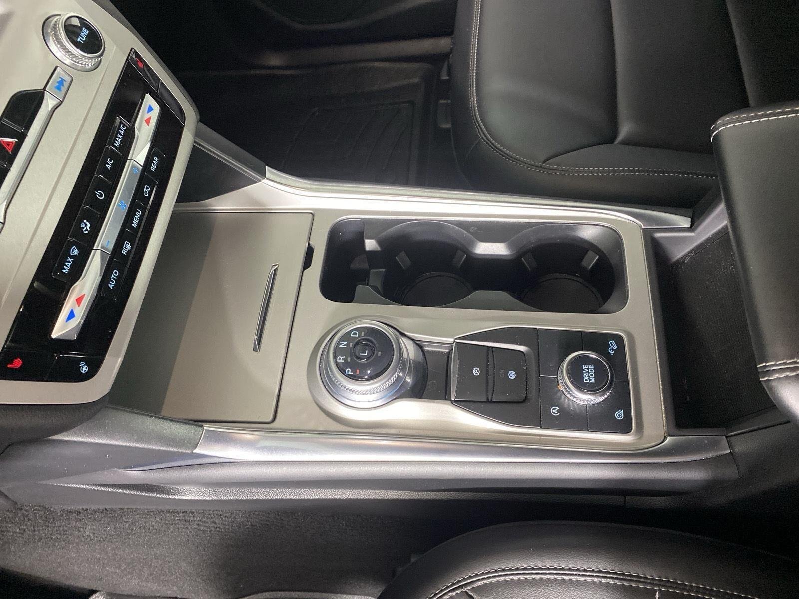 2023 Ford Explorer XLT - Photo 15