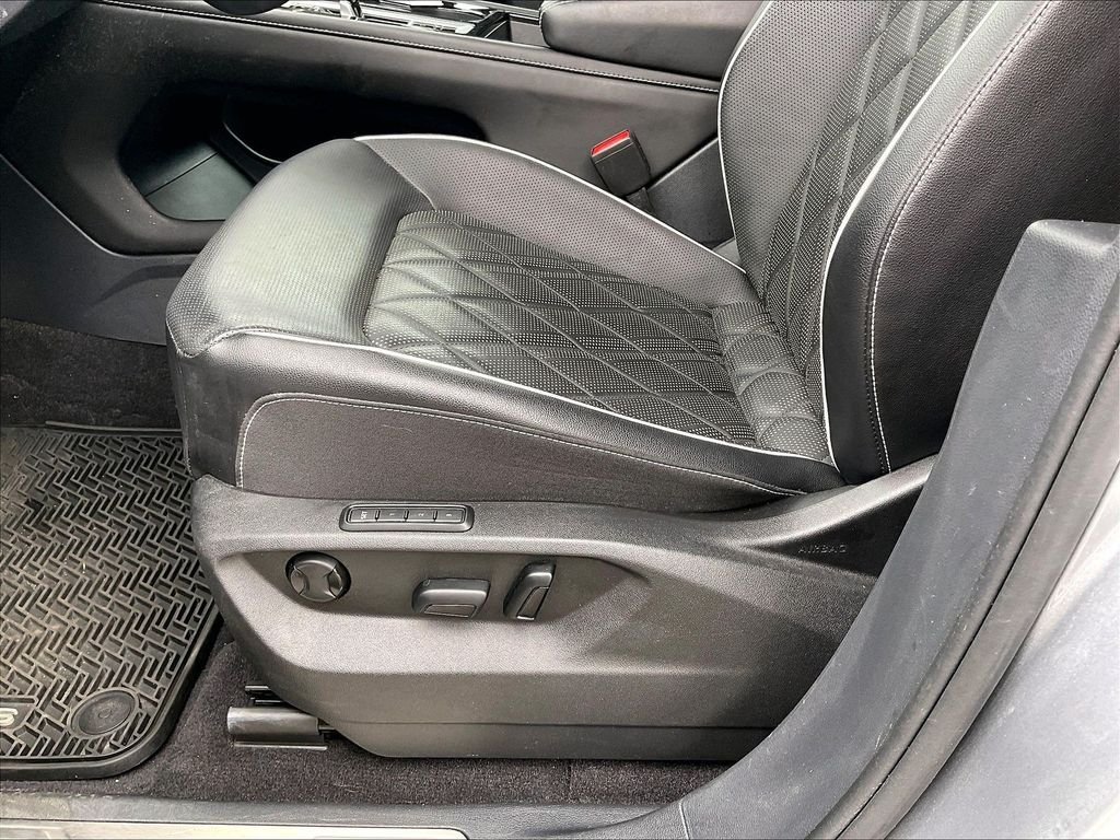 Used 2024 Silver Mist Metallic Volkswagen 2.0T SEL Premium R-Line image 36