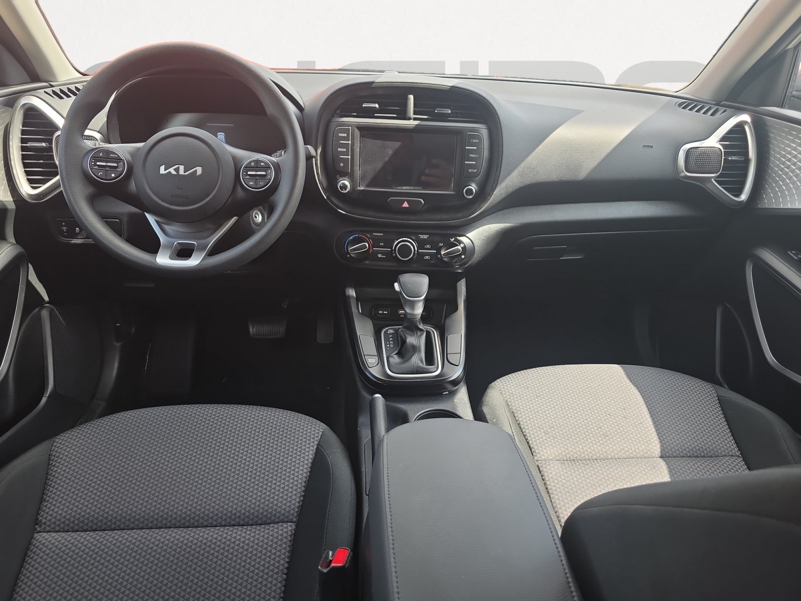 Certified Used 2025 Steel Gray Kia LX image 2