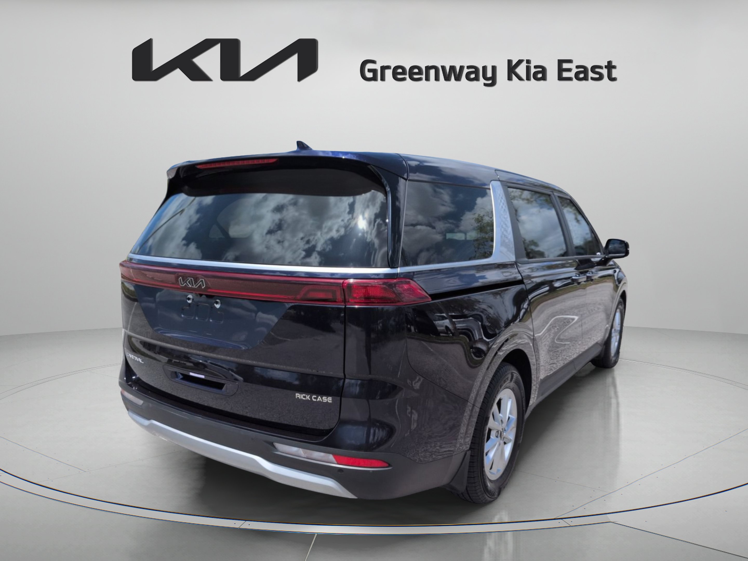 Certified Used 2024 Deep Chroma Blue Kia LX image 6