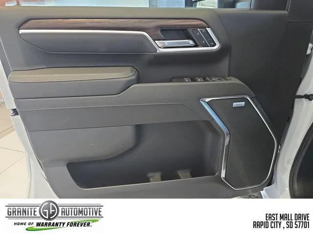 New 2026 Summit White GMC SLT image 10