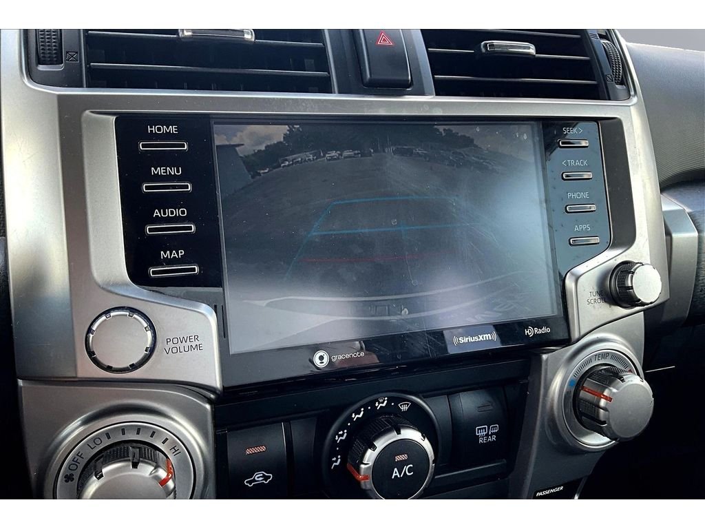 Used 2021  Toyota SR5 Premium image 15