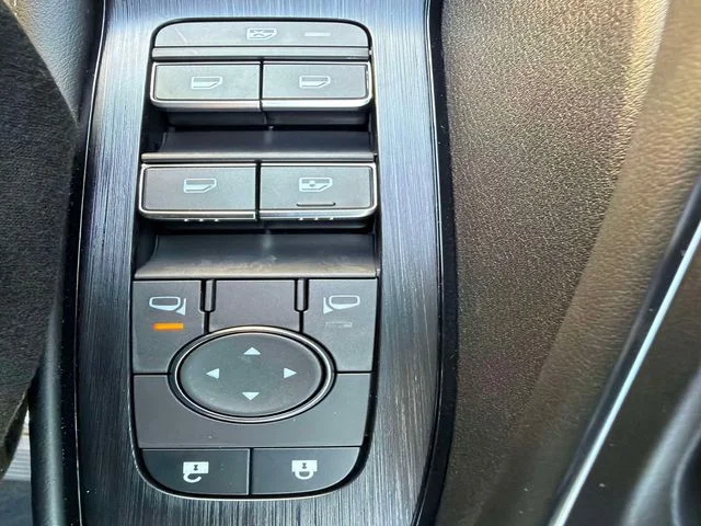 New 2026 Everest White Pearl TriCoat Nissan Platinum image 21