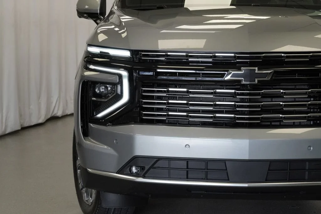 New 2026 Sterling Gray Metallic Chevrolet High Country image 36