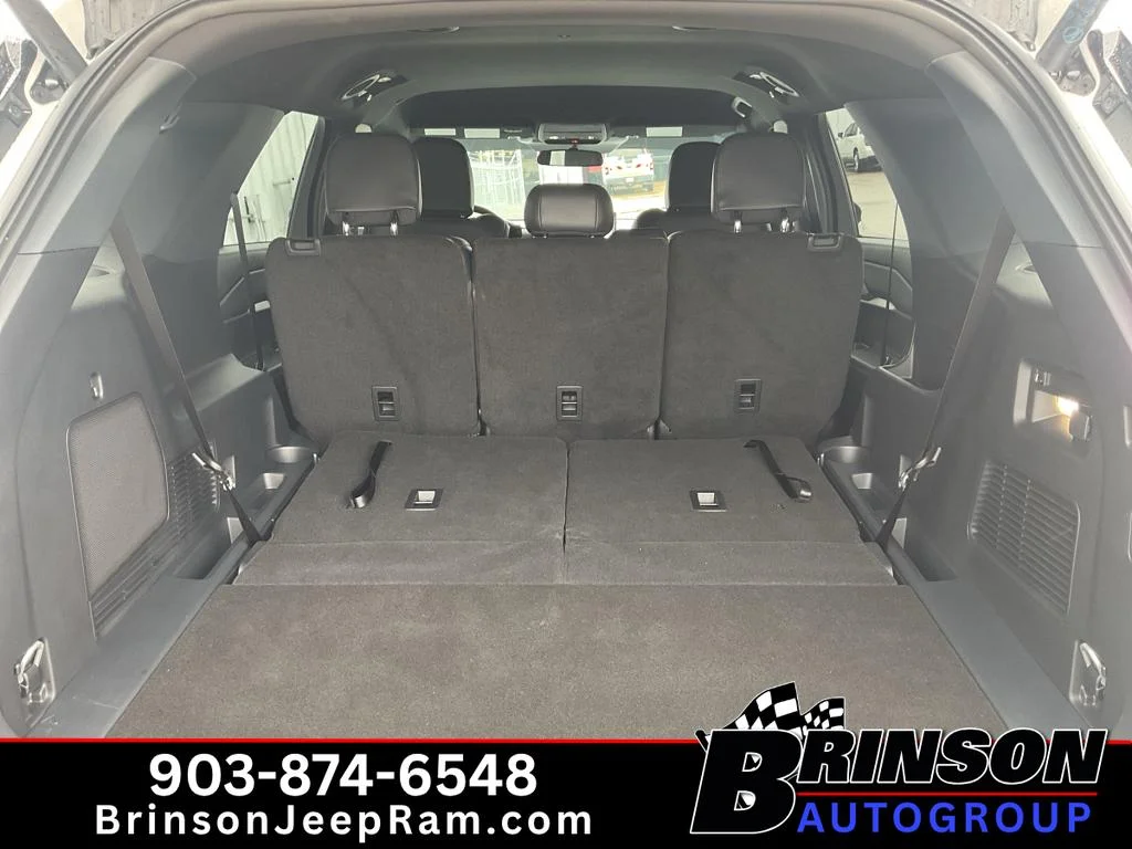 Used 2026 STAR WHITE MET TRI-COAT Ford ST-Line image 11