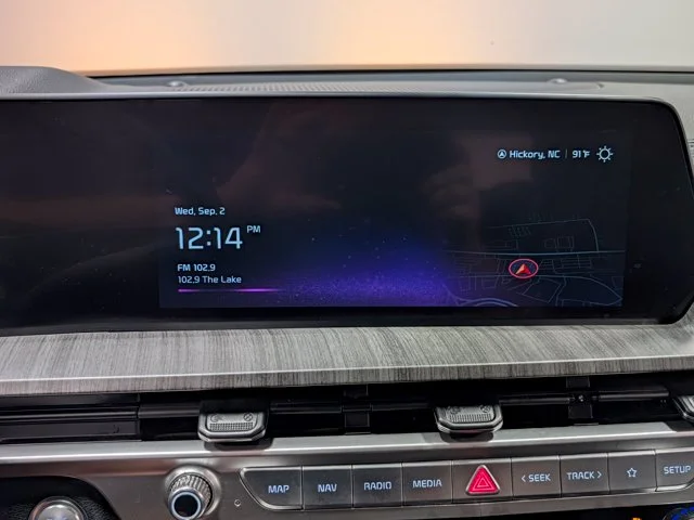 Used 2024 Black Kia EX image 19