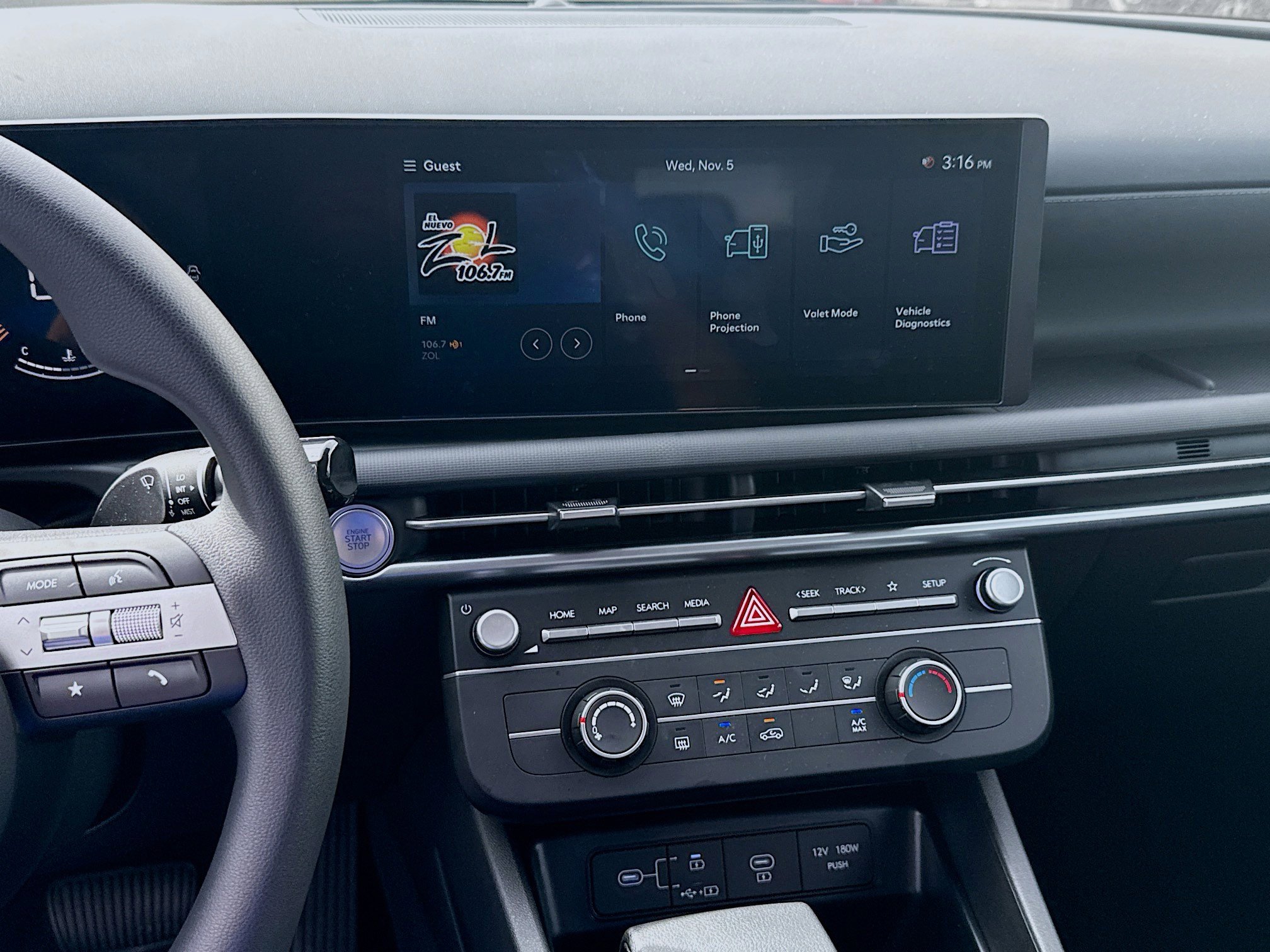 2025 Hyundai Tucson SE - Photo 34