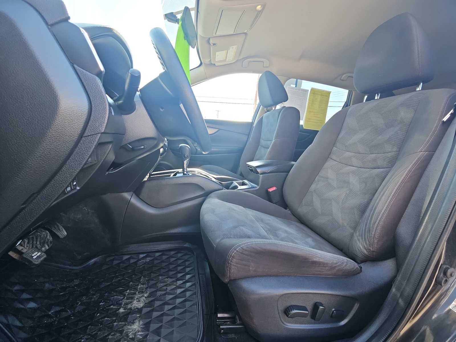 Used 2016 Magnetic Black Nissan SV image 13